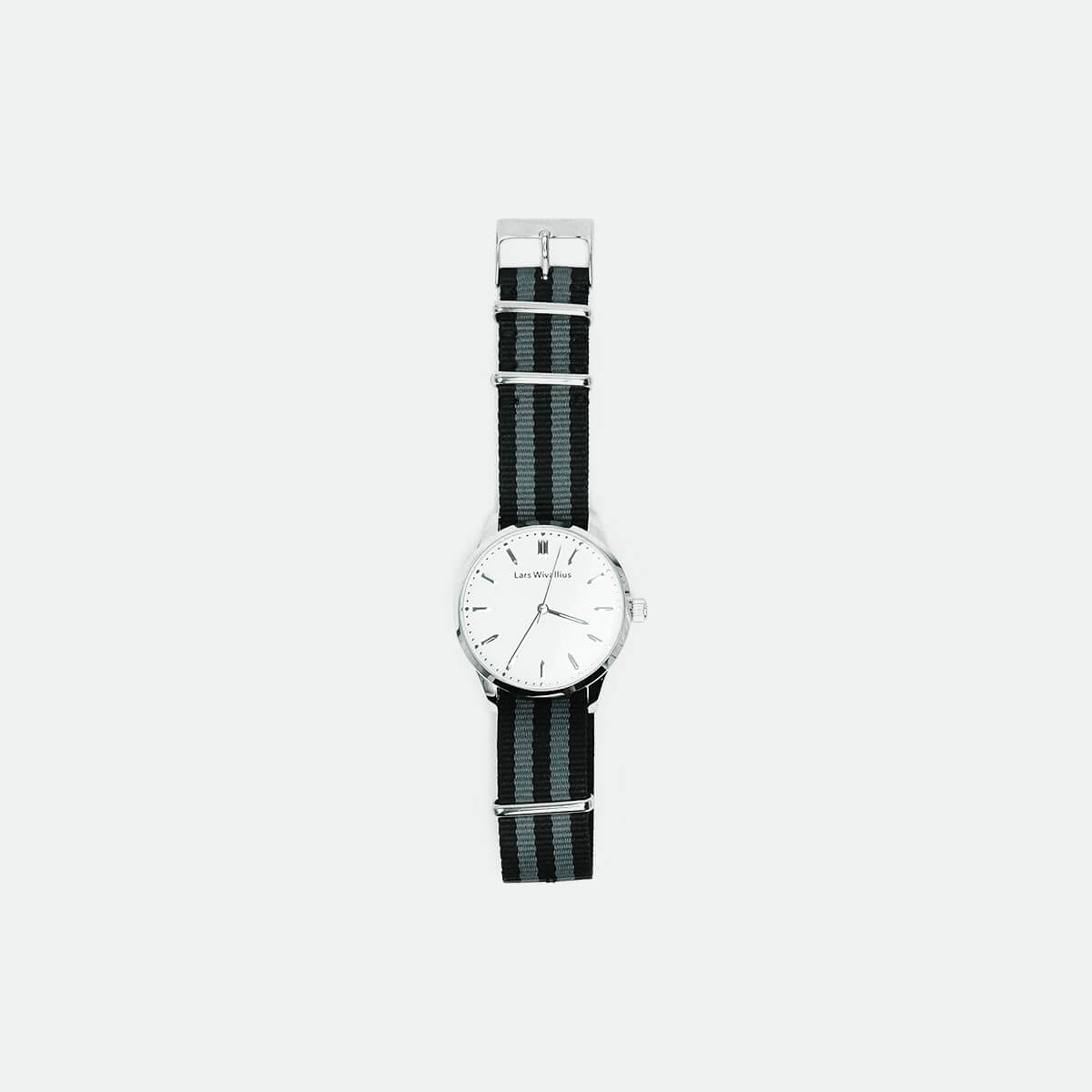 watch 04